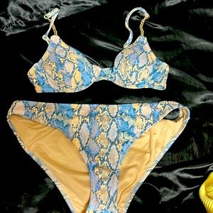 snake print,S,32b,worn once
